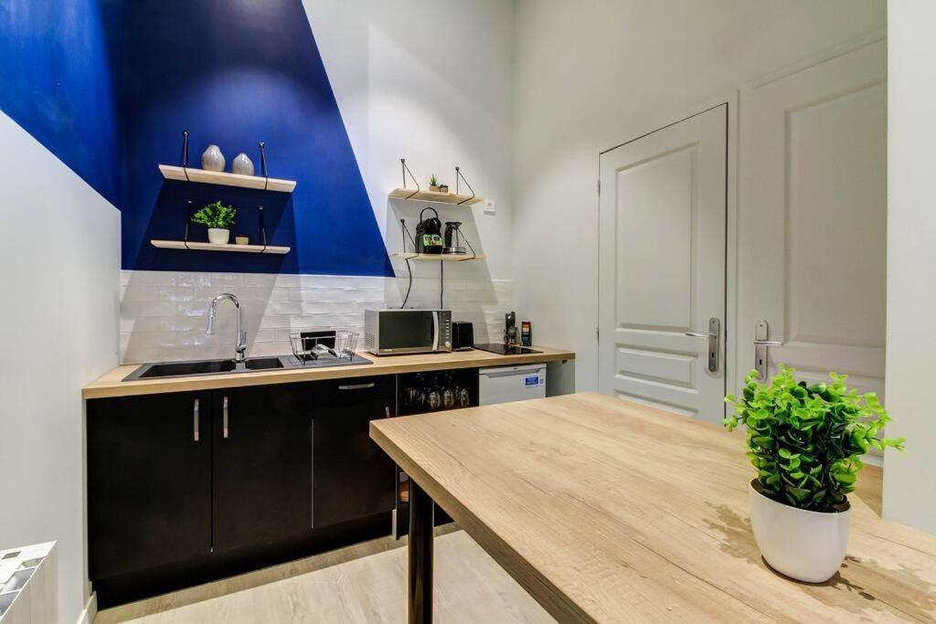 Le Berlier 60M2 + Cour Privee - Centre Historique Leilighet Dijon Eksteriør bilde